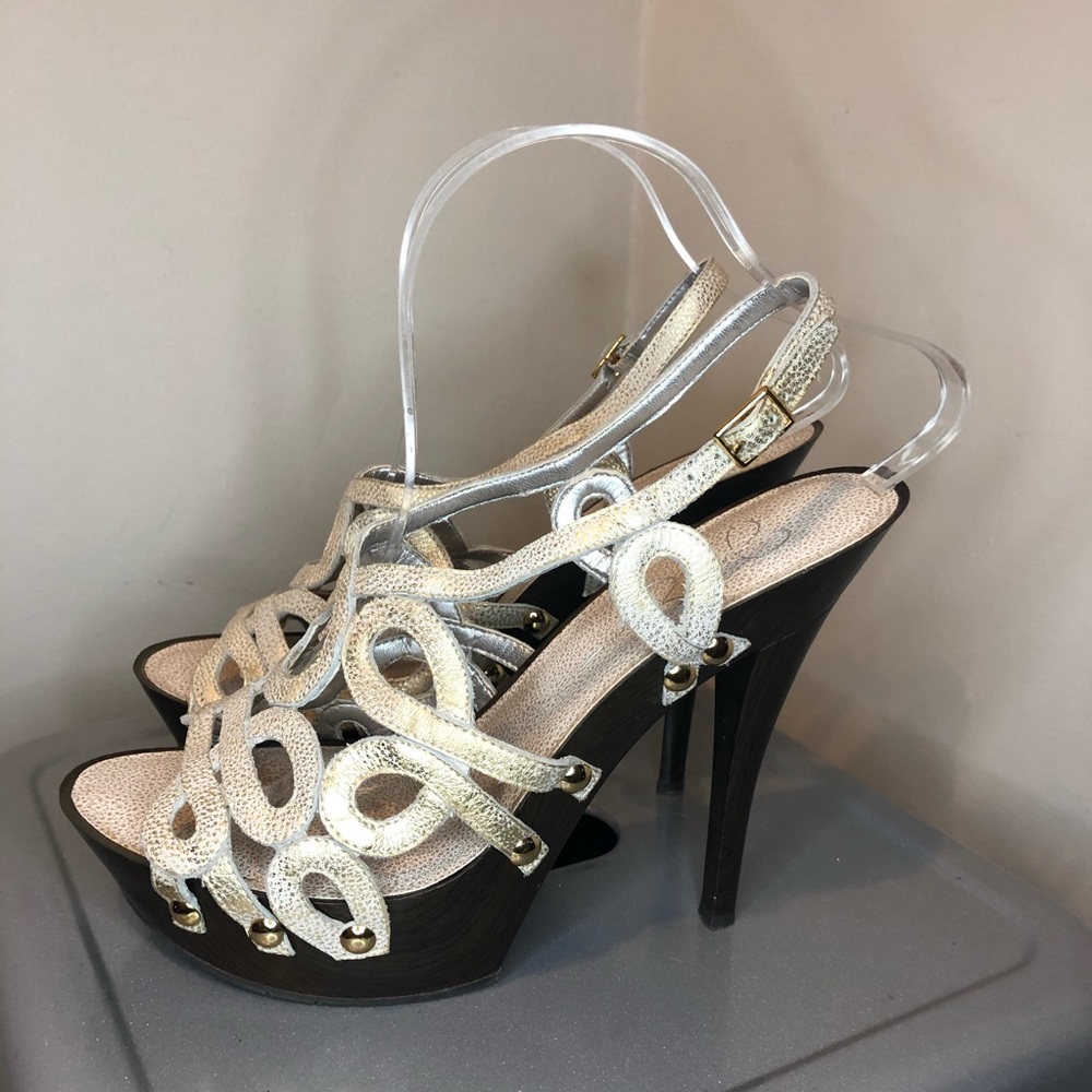 Jessica Simpson Geneviv Platform Sandals